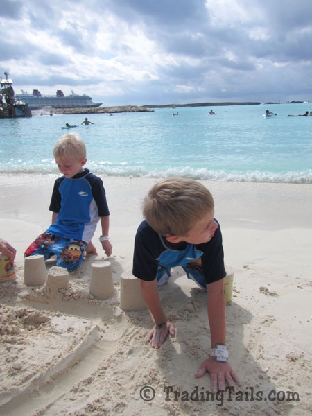 /Info_Pages/I__35-312201345126PM__CastawayCay1.jpg